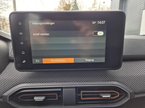 86b052d1-7b13-4e03-a701-e62cbeeaf5f8