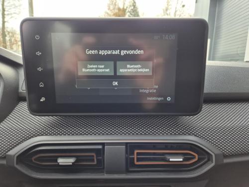 dd94e5b7-a499-4f54-88e1-a88f70831142